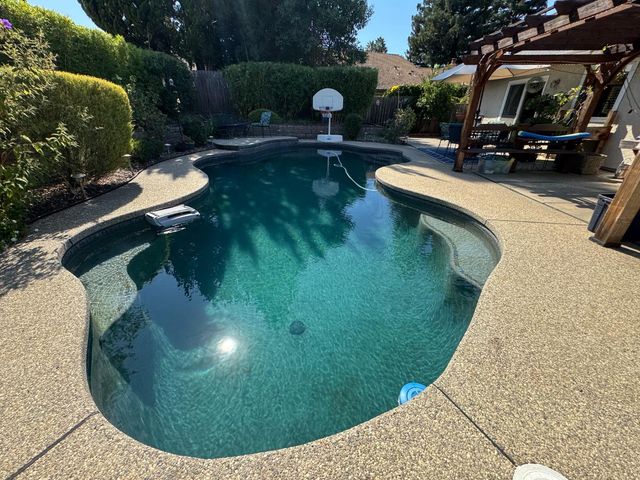 11174 Pit River Ct, Rancho Cordova, CA 95670