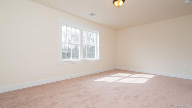 43 Malloy Road, Wallkill, NY 12589