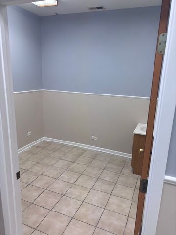 3224 W Armitage Avenue, Chicago, IL 60647