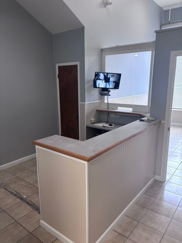 3224 W Armitage Avenue, Chicago, IL 60647