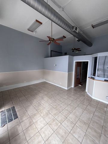 3224 W Armitage Avenue, Chicago, IL 60647