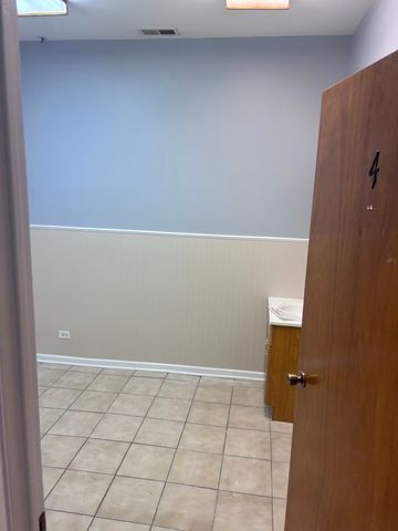 3224 W Armitage Avenue, Chicago, IL 60647