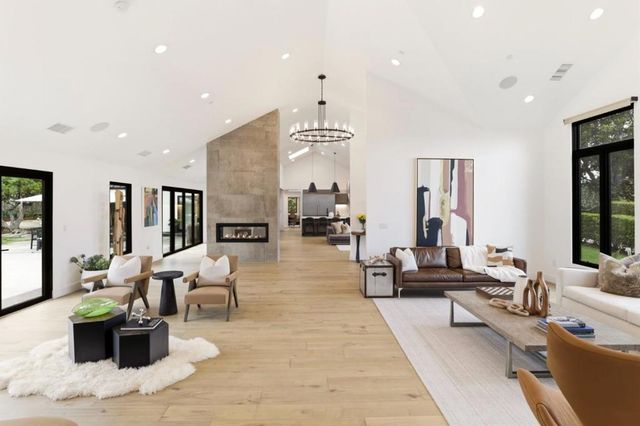 588 Craig Road, Hillsborough, CA 94010