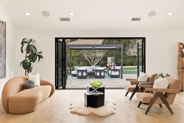 588 Craig Road, Hillsborough, CA 94010