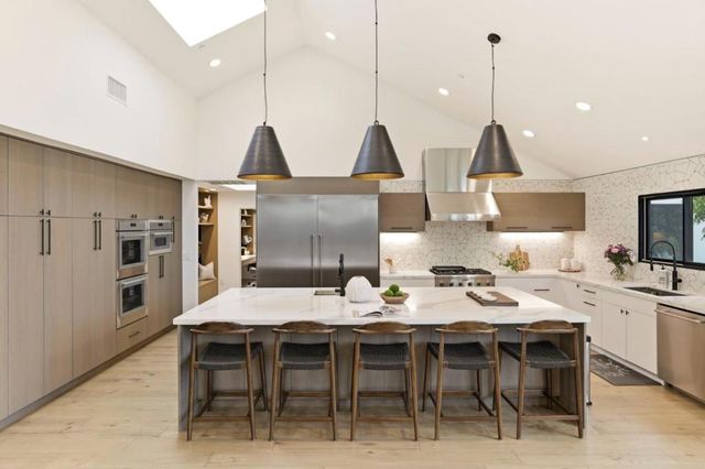 588 Craig Road, Hillsborough, CA 94010