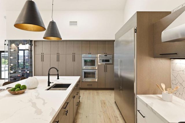 588 Craig Road, Hillsborough, CA 94010