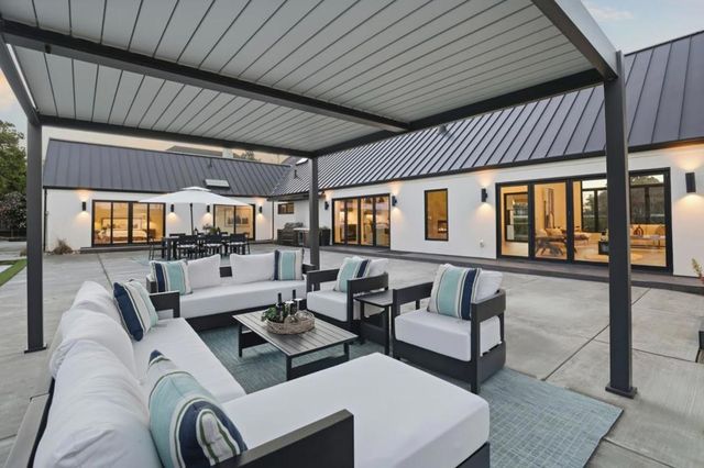 588 Craig Road, Hillsborough, CA 94010