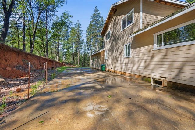 16519 Bristow Ct, Grass Valley, CA 95949