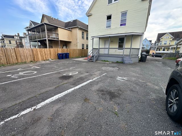 76-78 Sanford Avenue 3rd Fl, Bridgeport, CT 06604