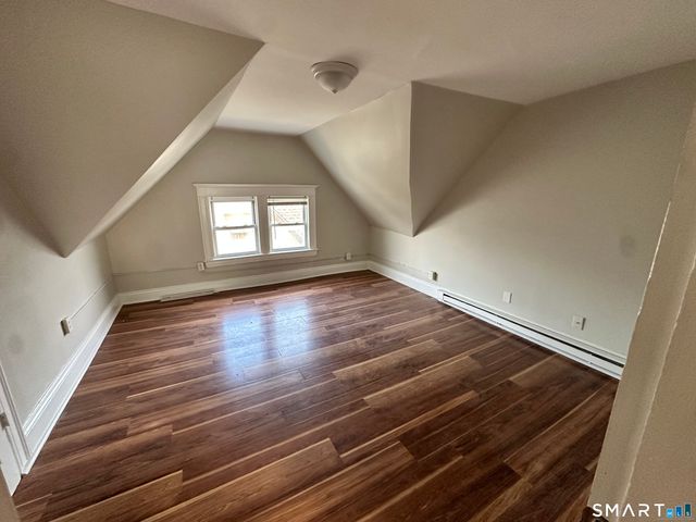 76-78 Sanford Avenue 3rd Fl, Bridgeport, CT 06604