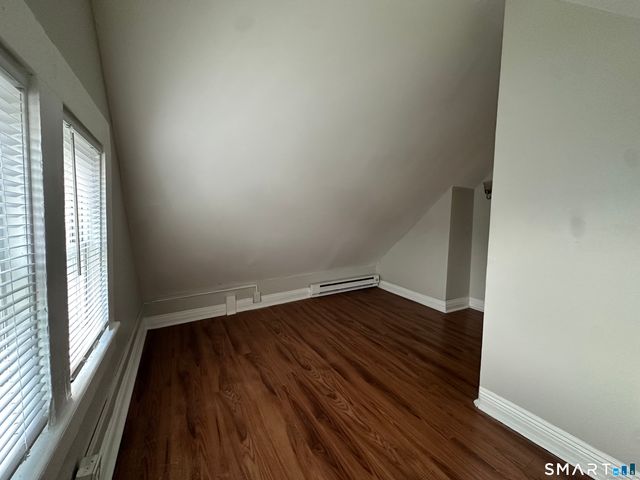 76-78 Sanford Avenue 3rd Fl, Bridgeport, CT 06604