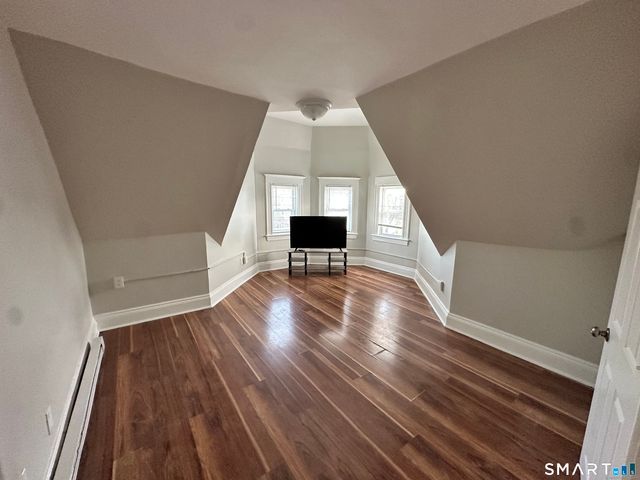 76-78 Sanford Avenue 3rd Fl, Bridgeport, CT 06604