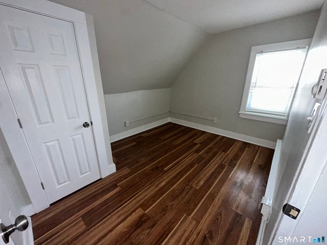 76-78 Sanford Avenue 3rd Fl, Bridgeport, CT 06604