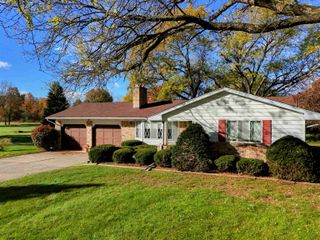 10520 Rathbun Way, Birch Run, MI 48415