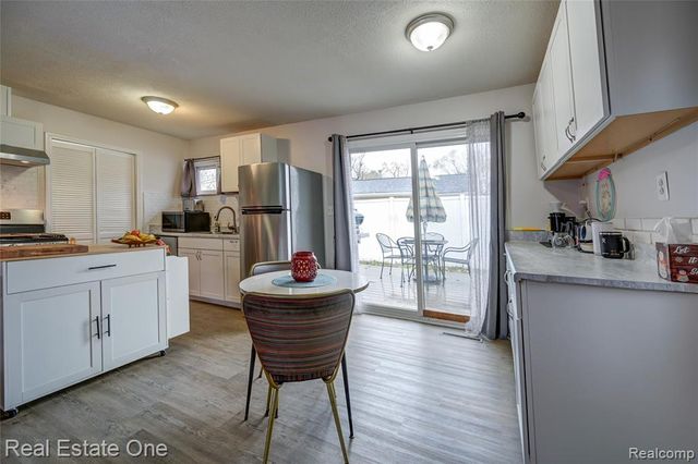 1592 Mollie Street, Ypsilanti, MI 48198