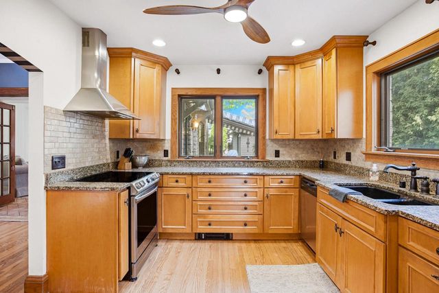 2536 81st STREET, Wauwatosa, WI 53213