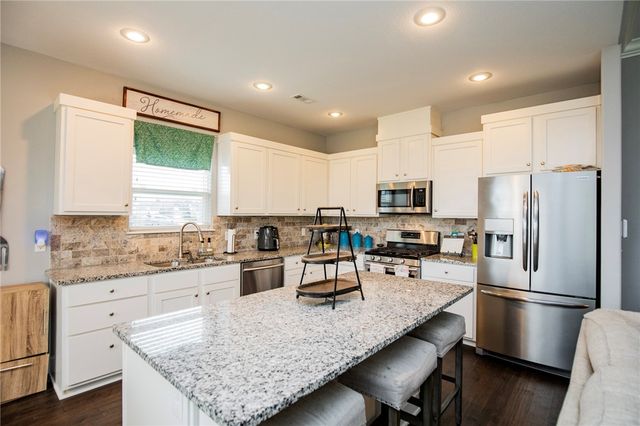 7508 Charlotte Avenue, Springdale, AR 72762