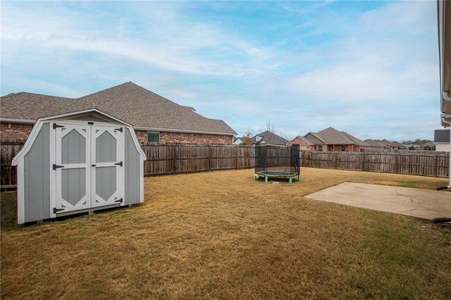 7508 Charlotte Avenue, Springdale, AR 72762