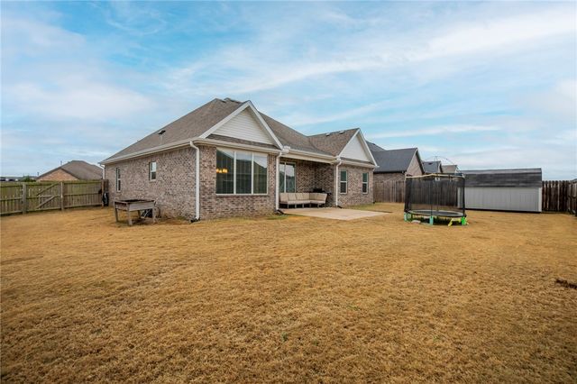 7508 Charlotte Avenue, Springdale, AR 72762