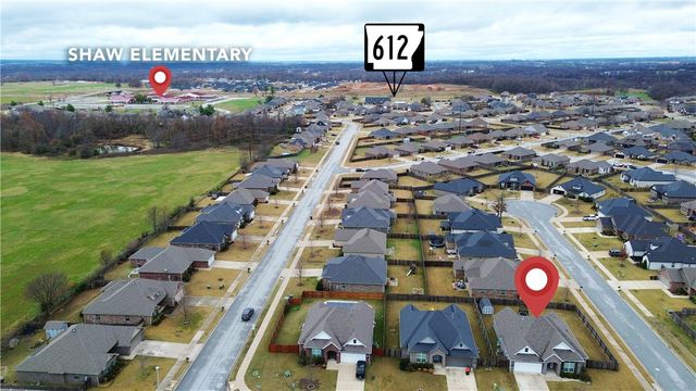 7508 Charlotte Avenue, Springdale, AR 72762