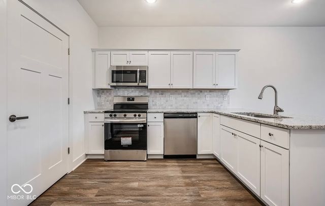 2702 Winthrop Avenue, Indianapolis, IN 46205