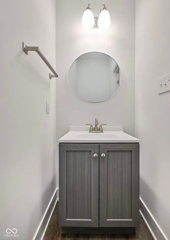 2702 Winthrop Avenue, Indianapolis, IN 46205