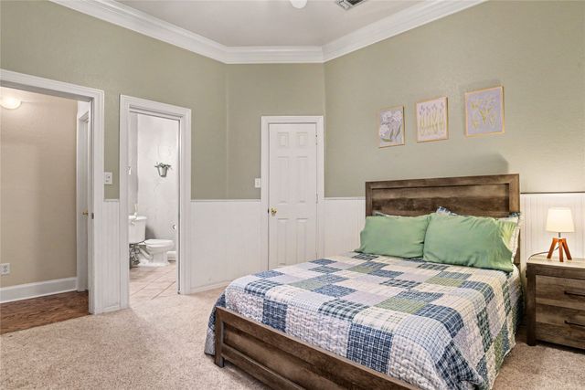 4 Griffith Court, Terrell, TX 75160