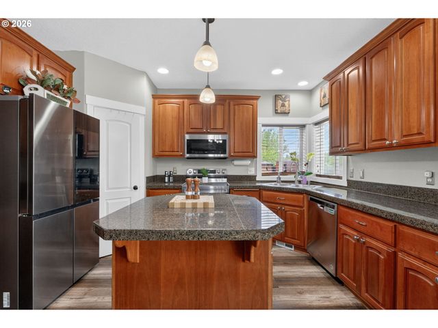5802 Ne 62ND Cir, Vancouver, WA 98661