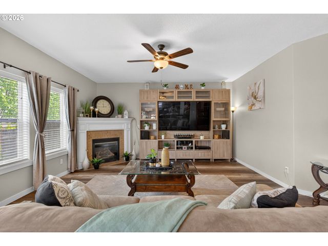 5802 Ne 62ND Cir, Vancouver, WA 98661