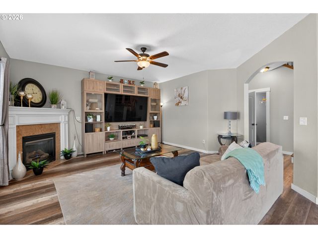 5802 Ne 62ND Cir, Vancouver, WA 98661