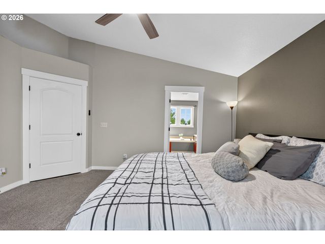 5802 Ne 62ND Cir, Vancouver, WA 98661