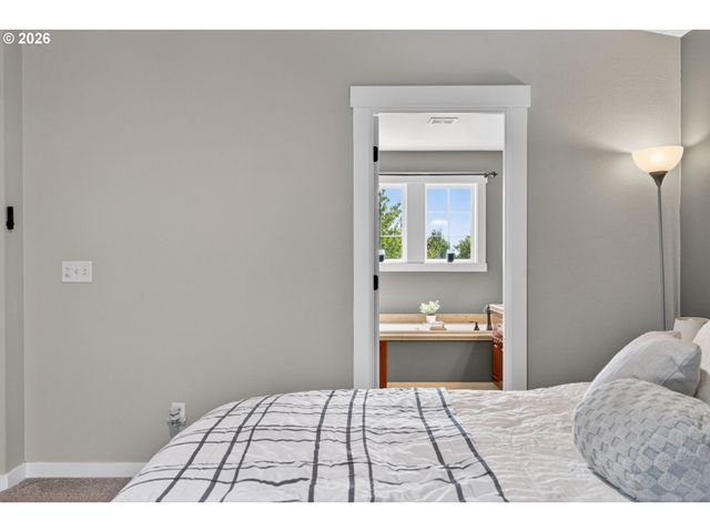 5802 Ne 62ND Cir, Vancouver, WA 98661