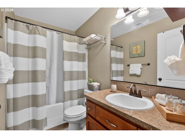5802 Ne 62ND Cir, Vancouver, WA 98661