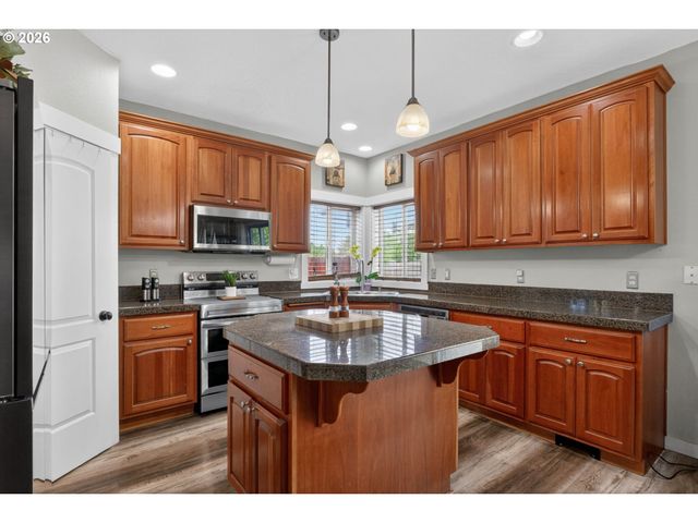 5802 Ne 62ND Cir, Vancouver, WA 98661