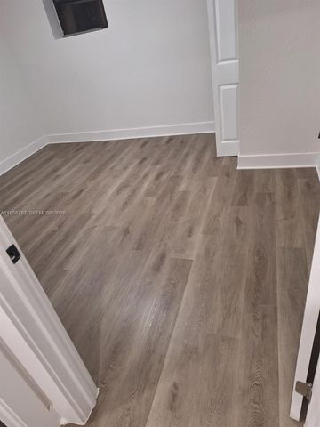 1236 NW 4th Ave 5, Fort Lauderdale, FL 33311