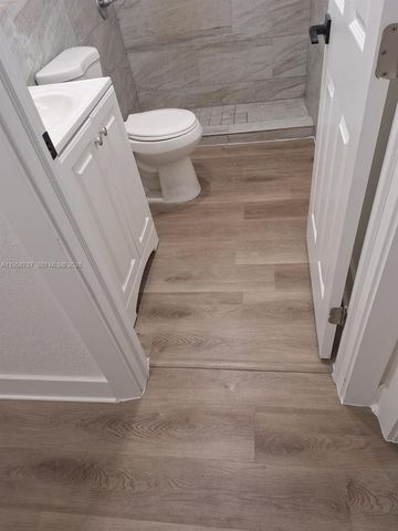 1236 NW 4th Ave 5, Fort Lauderdale, FL 33311