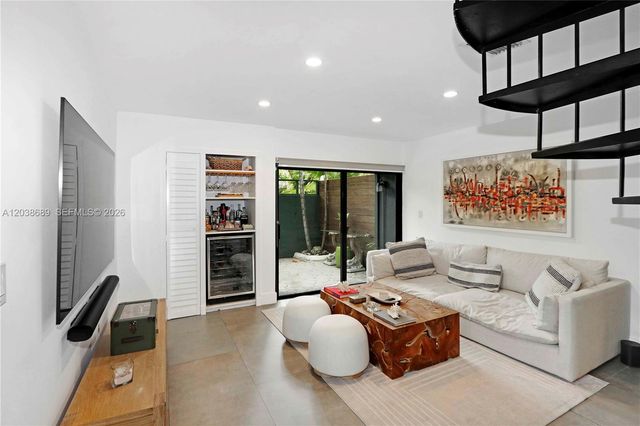 3138 Mary Street 3138, Miami, FL 33133