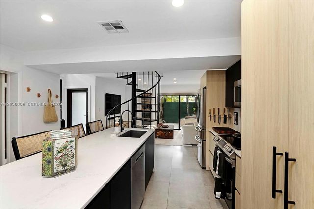 3138 Mary Street 3138, Miami, FL 33133