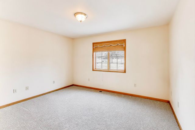 591 Glenwood Drive, Valparaiso, IN 46385