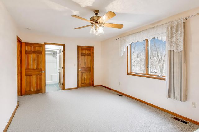 591 Glenwood Drive, Valparaiso, IN 46385