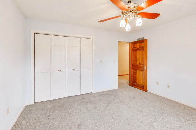 591 Glenwood Drive, Valparaiso, IN 46385