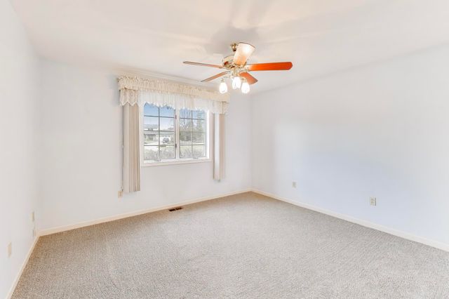 591 Glenwood Drive, Valparaiso, IN 46385