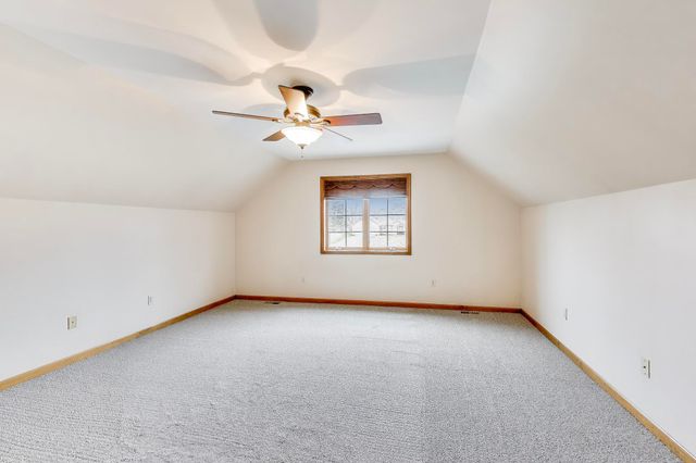 591 Glenwood Drive, Valparaiso, IN 46385