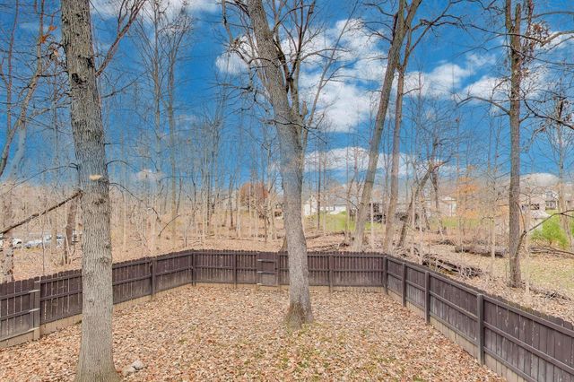 591 Glenwood Drive, Valparaiso, IN 46385