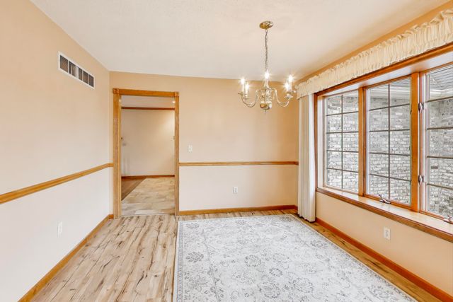 591 Glenwood Drive, Valparaiso, IN 46385