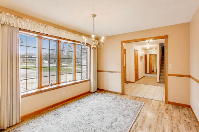 591 Glenwood Drive, Valparaiso, IN 46385