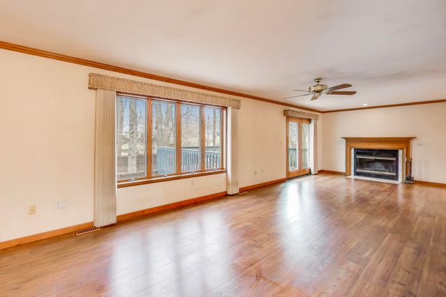 591 Glenwood Drive, Valparaiso, IN 46385