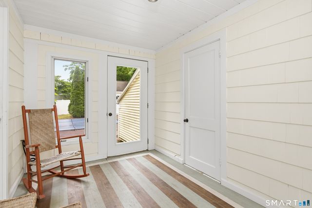 1706 Main Street, Glastonbury, CT 06033