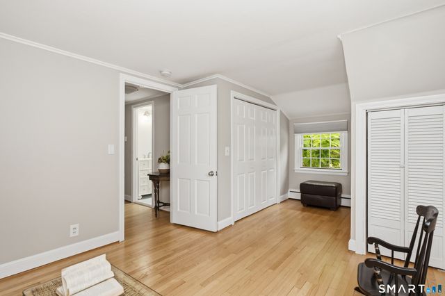 1706 Main Street, Glastonbury, CT 06033