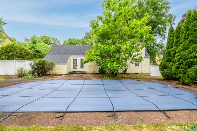 1706 Main Street, Glastonbury, CT 06033